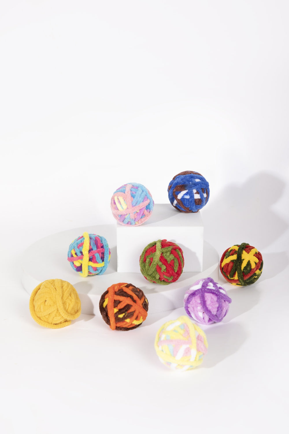猫用鈴入り毛糸ボール 9色セット